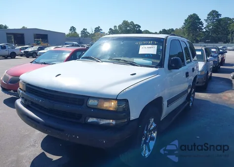 2004 Chevrolet Tahoe Ls z USA, uszkodzony, nr VIN 1GNEC13Z74J111990